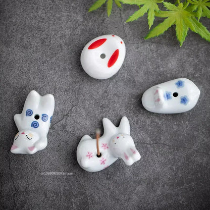 Japanese Style Cartoon Rabbit and Kitten Incense Holder Ceramic Cute Incense Burner Ornament Creative Home Decor Table Craft