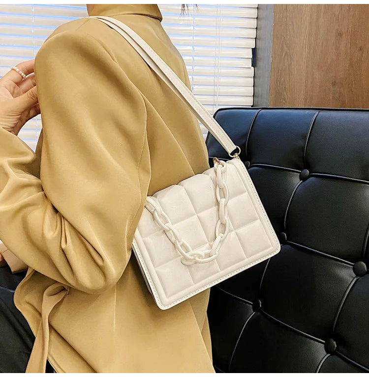 New Women shoulder Bag for 2024 brand luxury designer handbag Large capacity soft leather women's saddle bag crossbody Tote bags